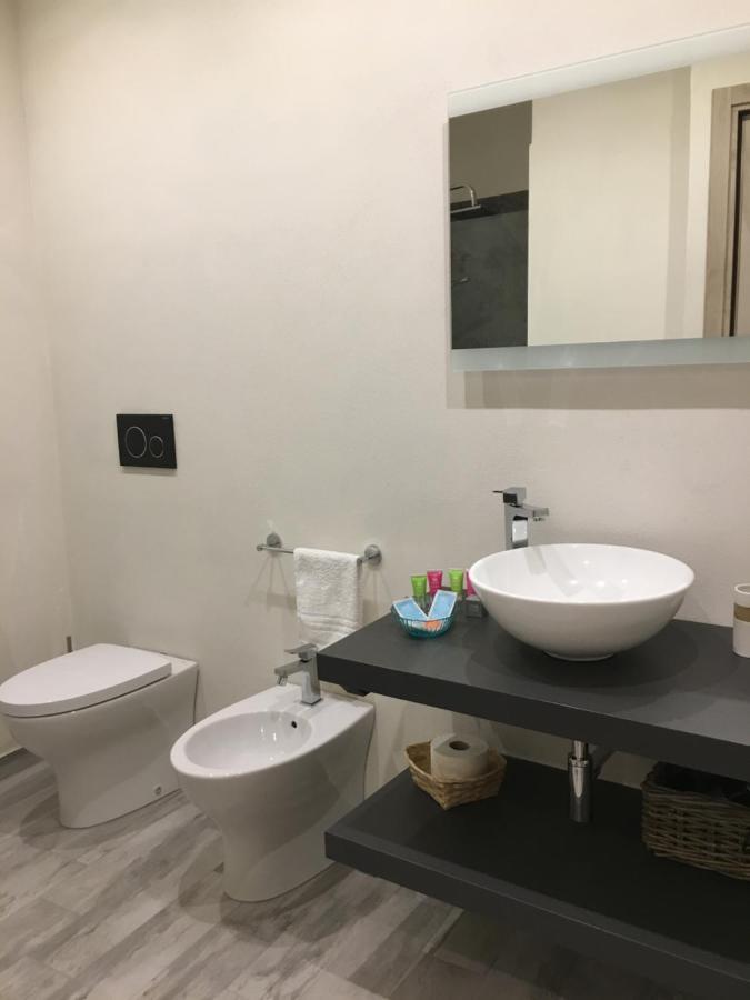 ラ・マッダレーナ Dimora Conte Bed & Breakfast エクステリア 写真