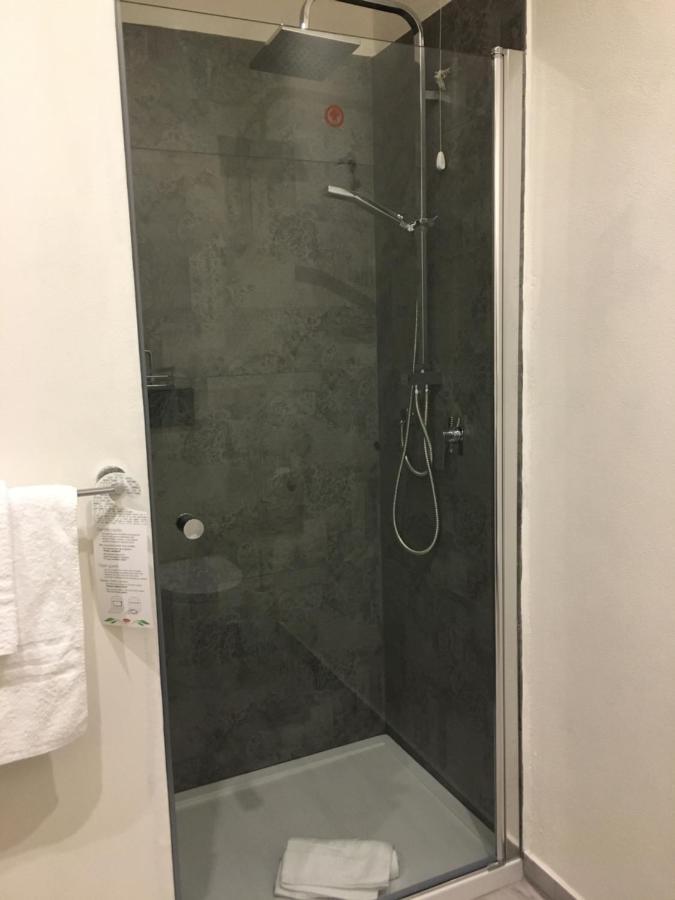 ラ・マッダレーナ Dimora Conte Bed & Breakfast エクステリア 写真