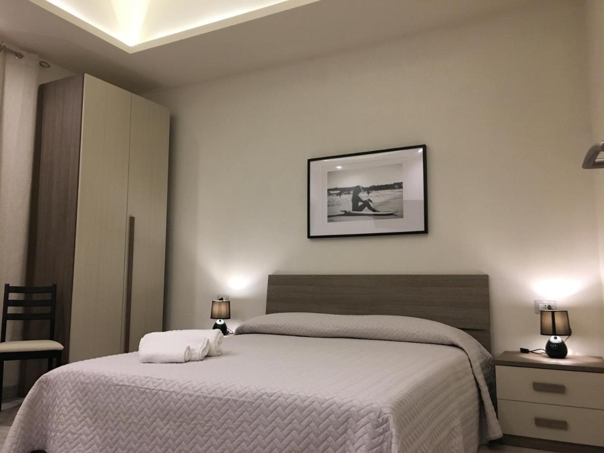 ラ・マッダレーナ Dimora Conte Bed & Breakfast エクステリア 写真